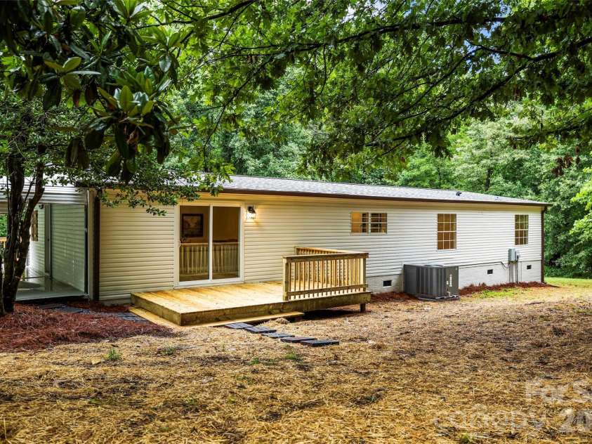 183 Jessica Lane, Forest City, NC 28043.  MLS# CAR4407449, YatesRealty ID 42316. 