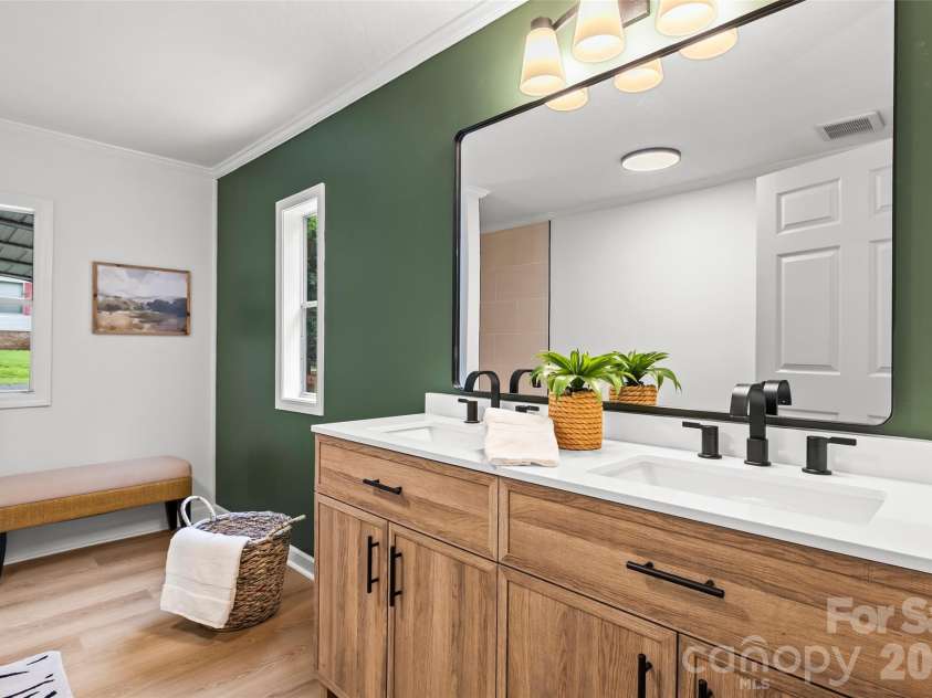 183 Jessica Lane, Forest City, NC 28043.  MLS# CAR4407449, YatesRealty ID 42316. 