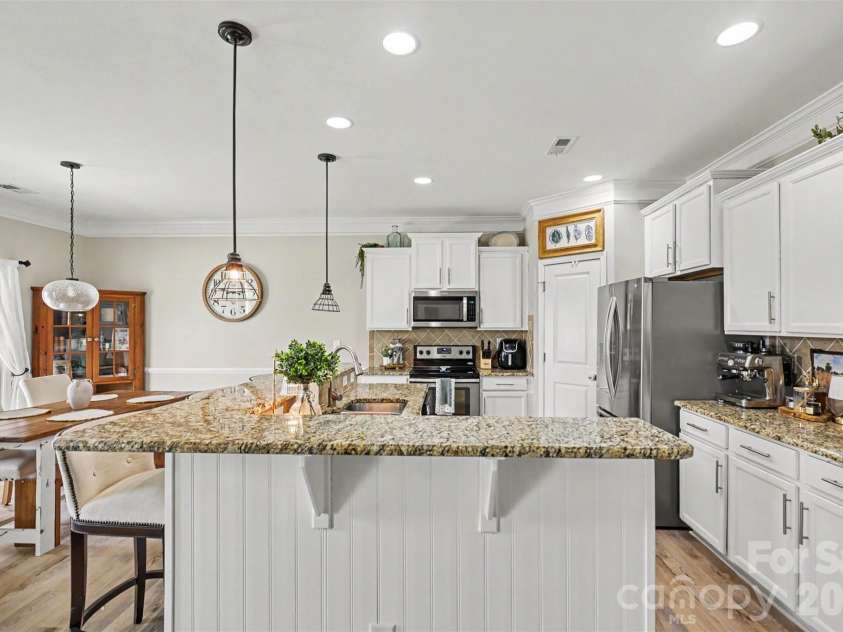 729 Centennial Street, Gastonia, NC 28056.  MLS# CAR4408790, YatesRealty ID 42317. 