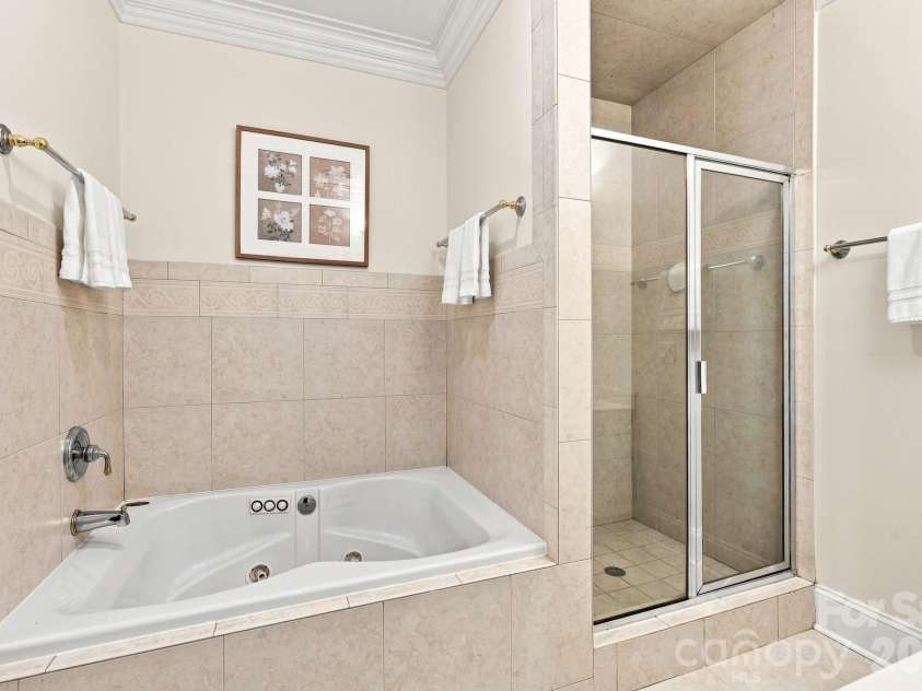 228 Faulkner Way, Davidson, NC 28036.  MLS# CAR4406617, YatesRealty ID 42318. 