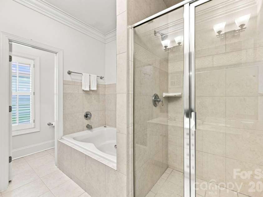 228 Faulkner Way, Davidson, NC 28036.  MLS# CAR4406617, YatesRealty ID 42318. 