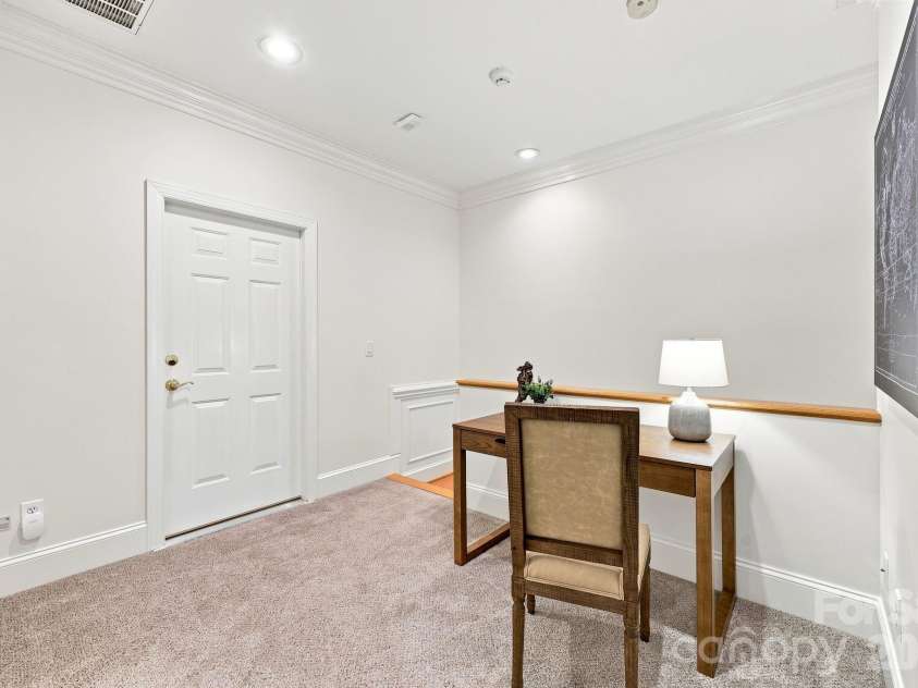 228 Faulkner Way, Davidson, NC 28036.  MLS# CAR4406617, YatesRealty ID 42318. 