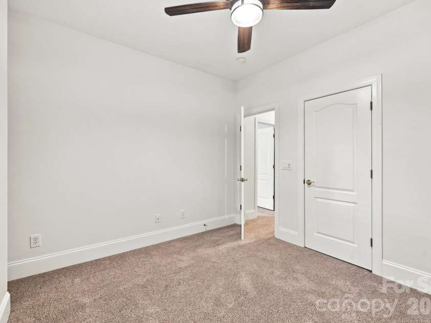 228 Faulkner Way, Davidson, NC 28036.  MLS# CAR4406617, YatesRealty ID 42318. 