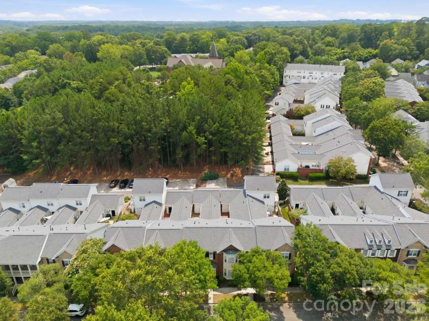 228 Faulkner Way, Davidson, NC 28036.  MLS# CAR4406617, YatesRealty ID 42318. 
