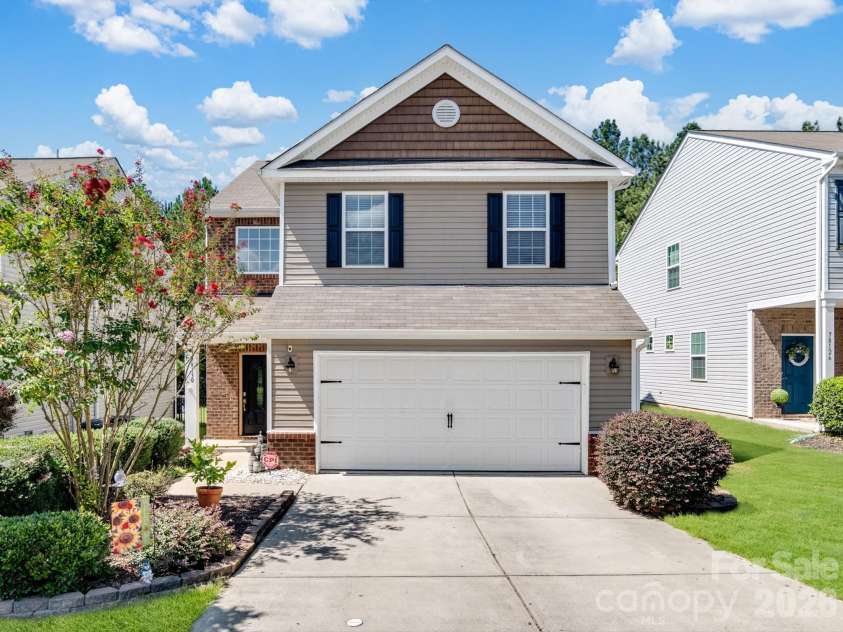 78130 Rillstone Drive, Lancaster, SC 29720.  MLS# CAR4421375, YatesRealty ID 42319. 