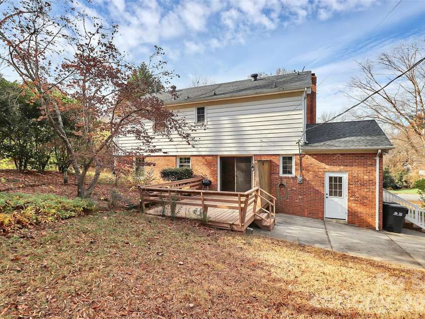 7501 Folger Drive, Charlotte, NC 28226.  MLS# CAR4325075, YatesRealty ID 4232. Back entrance and storage room