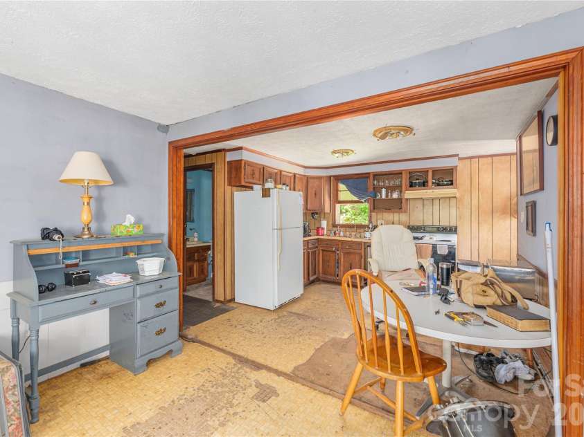 245 Bert Lane Road, Brevard, NC 28712.  MLS# CAR4407588, YatesRealty ID 42320. 