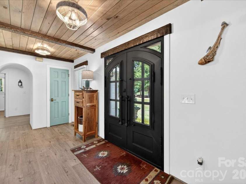 11100 Tara Oaks Drive, Mint Hill, NC 28227.  MLS# CAR4400778, YatesRealty ID 42321. 