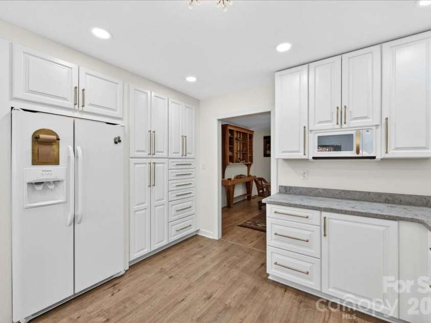 11100 Tara Oaks Drive, Mint Hill, NC 28227.  MLS# CAR4400778, YatesRealty ID 42321. 