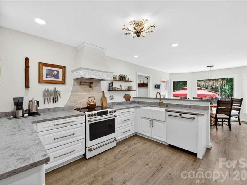11100 Tara Oaks Drive, Mint Hill, NC 28227.  MLS# CAR4400778, YatesRealty ID 42321. 