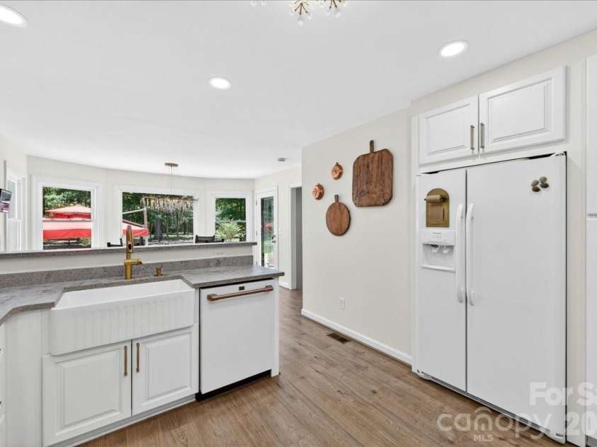 11100 Tara Oaks Drive, Mint Hill, NC 28227.  MLS# CAR4400778, YatesRealty ID 42321. 