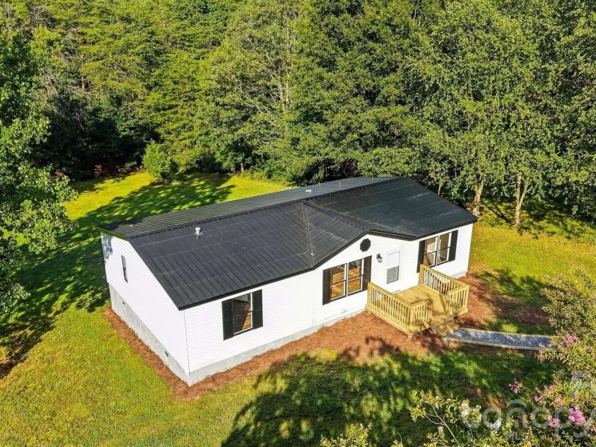 2596 1st Avenue, Catawba, NC 28609.  MLS# CAR4411268, YatesRealty ID 42323. 