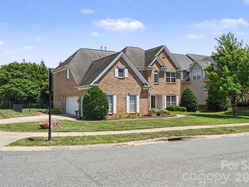 503 Geary Street, Concord, NC 28027.  MLS# CAR4407419, YatesRealty ID 42325. 