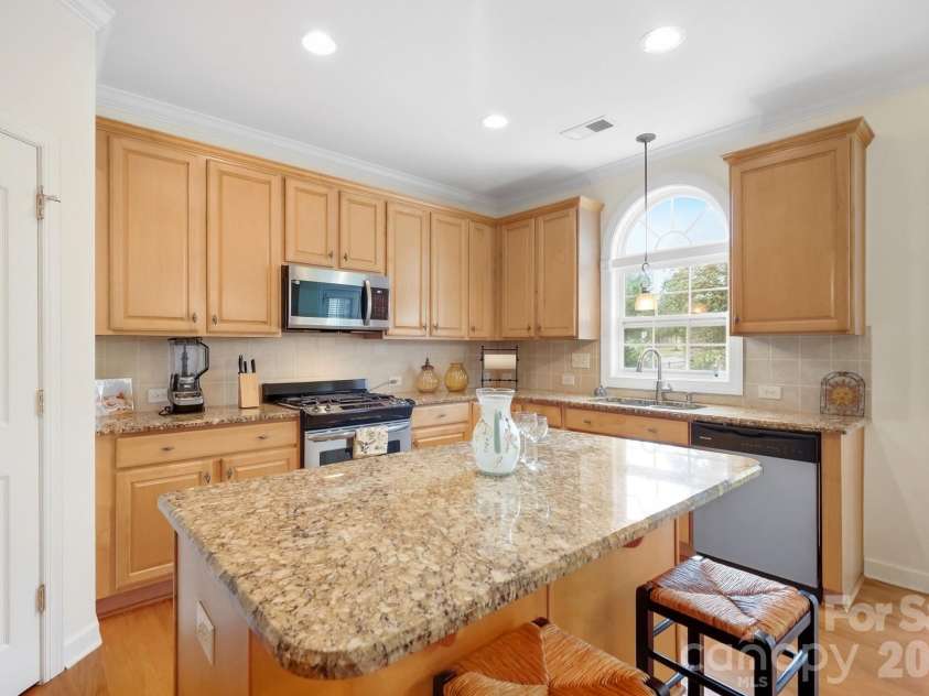 503 Geary Street, Concord, NC 28027.  MLS# CAR4426911, YatesRealty ID 42325. 