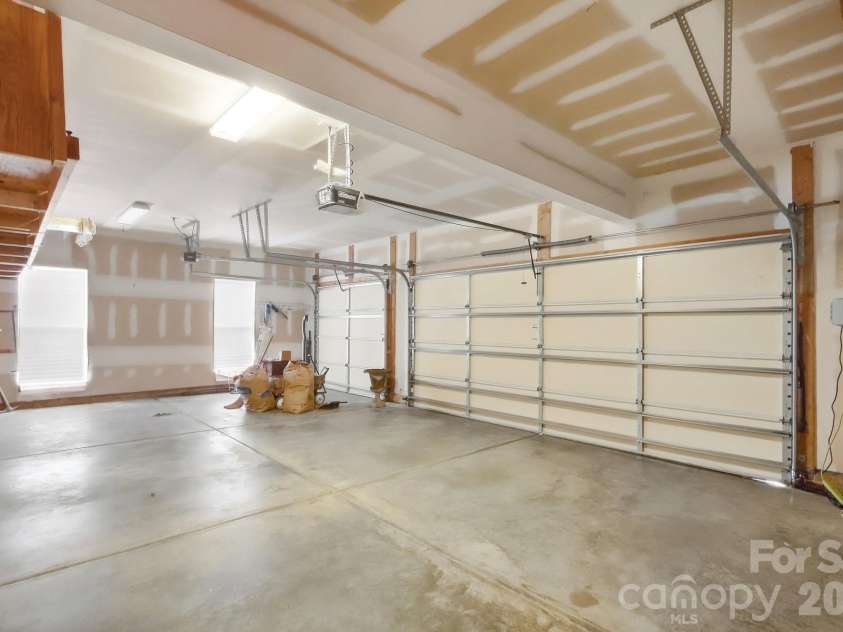 503 Geary Street, Concord, NC 28027.  MLS# CAR4426911, YatesRealty ID 42325. 