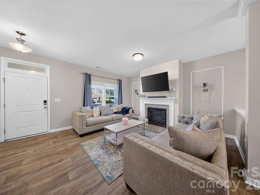 5137 Thomasville Drive, Belmont, NC 28012.  MLS# CAR4399379, YatesRealty ID 42329. 