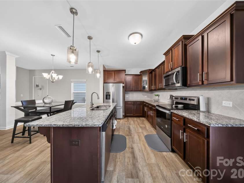 5137 Thomasville Drive, Belmont, NC 28012.  MLS# CAR4399379, YatesRealty ID 42329. 