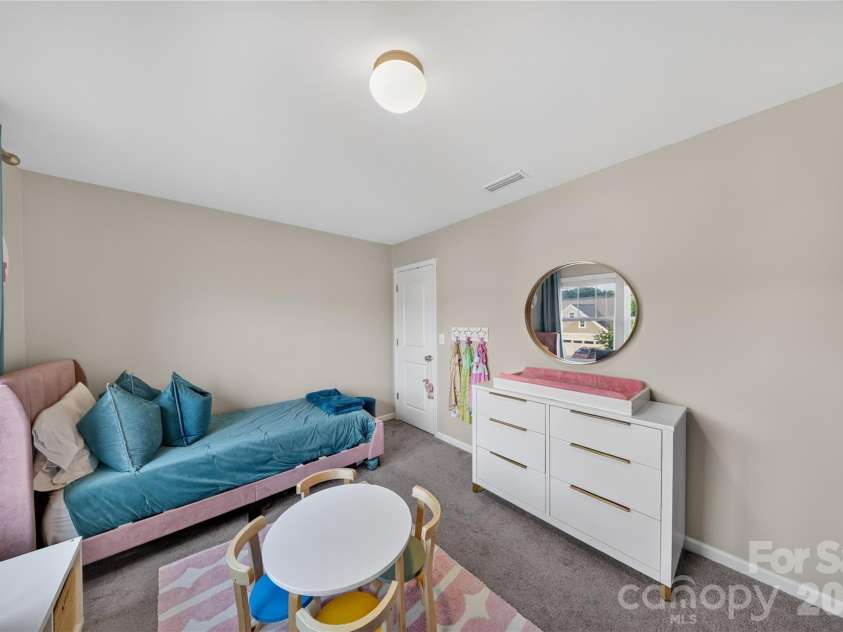 5137 Thomasville Drive, Belmont, NC 28012.  MLS# CAR4399379, YatesRealty ID 42329. 