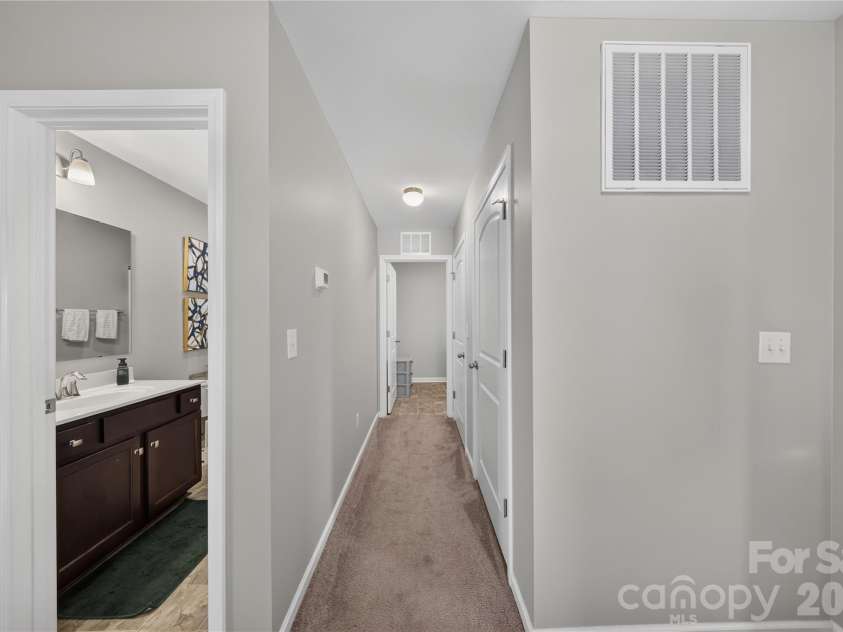 5137 Thomasville Drive, Belmont, NC 28012.  MLS# CAR4399379, YatesRealty ID 42329. 