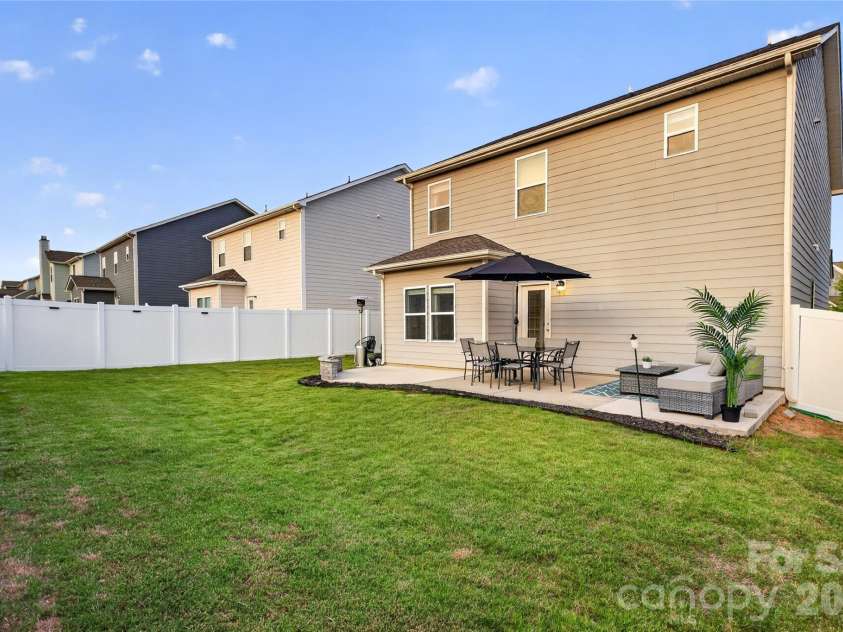 5137 Thomasville Drive, Belmont, NC 28012.  MLS# CAR4399379, YatesRealty ID 42329. 