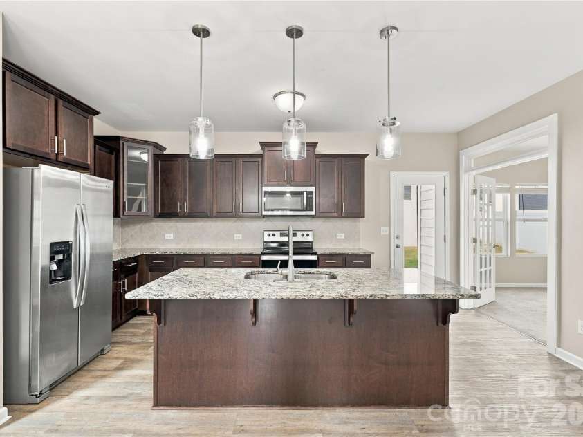 5137 Thomasville Drive, Belmont, NC 28012.  MLS# CAR4399379, YatesRealty ID 42329. 