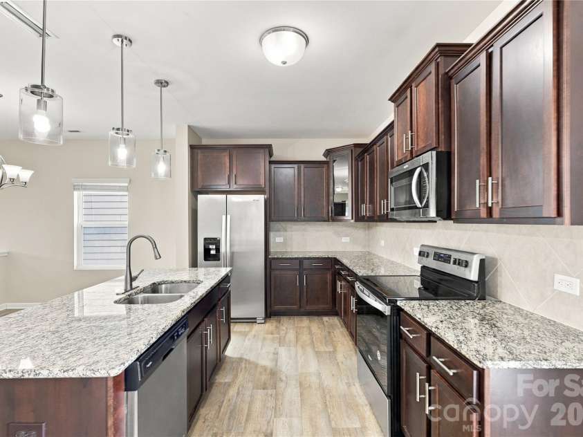 5137 Thomasville Drive, Belmont, NC 28012.  MLS# CAR4399379, YatesRealty ID 42329. 