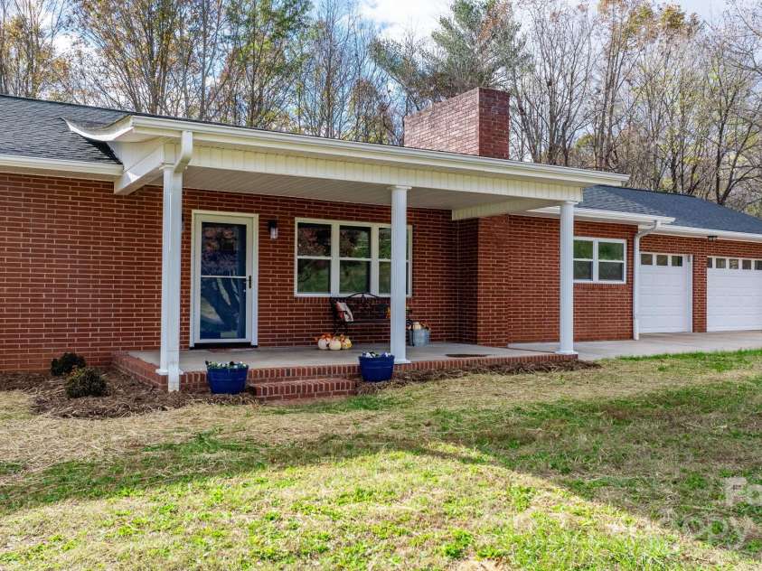 1485 NC Hwy 16 Highway, Taylorsville, NC 28681.  MLS# CAR4200635, YatesRealty ID 4233. 