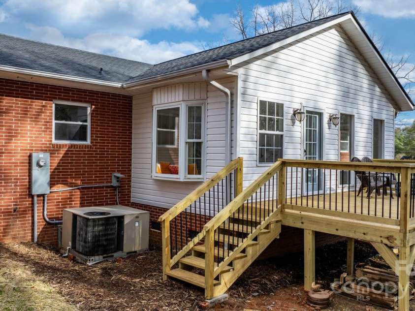 1485 NC Hwy 16 Highway, Taylorsville, NC 28681.  MLS# CAR4200635, YatesRealty ID 4233. 