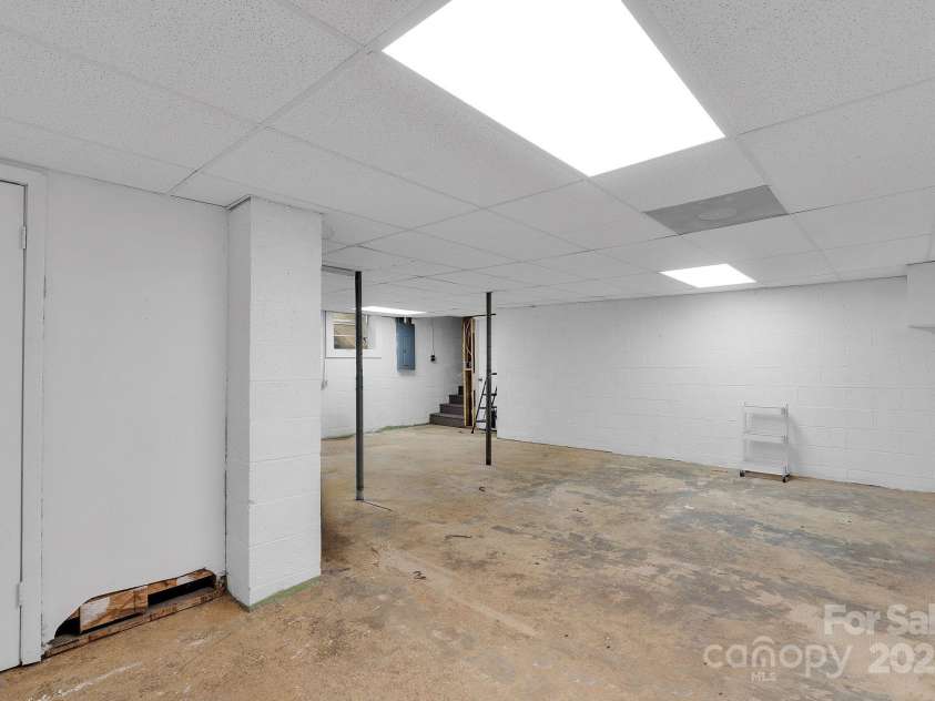 17154 Frog Pond Road, Oakboro, NC 28129.  MLS# CAR4328217, YatesRealty ID 4233. 