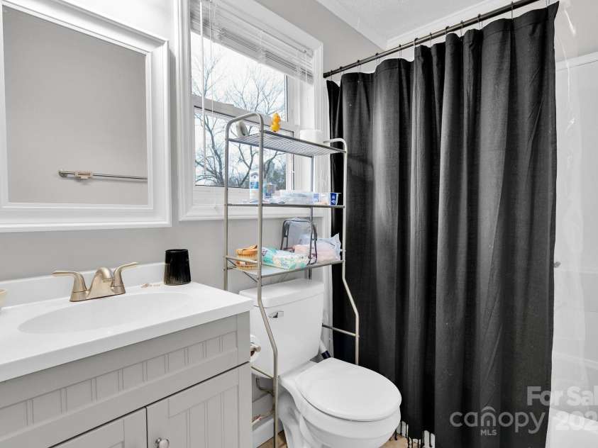 17154 Frog Pond Road, Oakboro, NC 28129.  MLS# CAR4328217, YatesRealty ID 4233. 