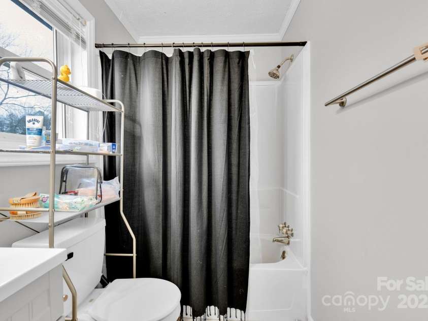 17154 Frog Pond Road, Oakboro, NC 28129.  MLS# CAR4328217, YatesRealty ID 4233. 