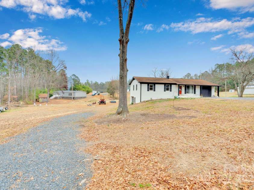 17154 Frog Pond Road, Oakboro, NC 28129.  MLS# CAR4328217, YatesRealty ID 4233. 