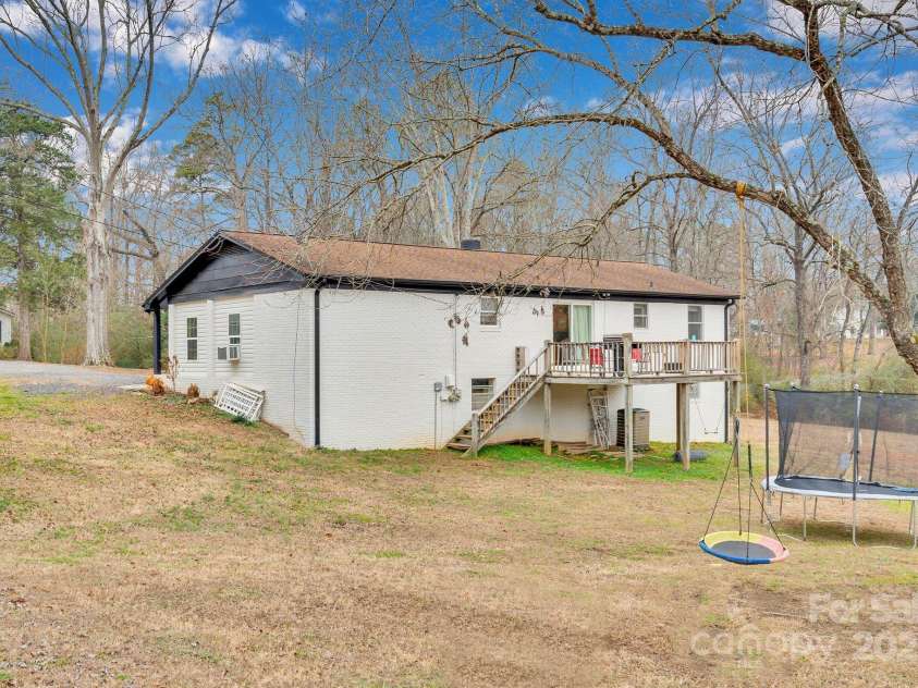 17154 Frog Pond Road, Oakboro, NC 28129.  MLS# CAR4328217, YatesRealty ID 4233. 