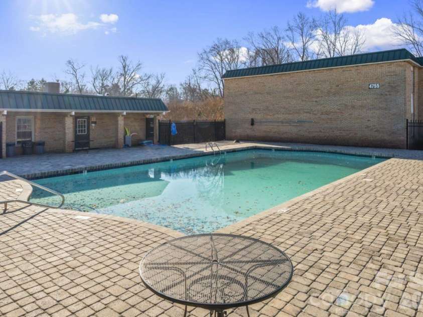 4747 Hedgemore Drive, Charlotte, NC 28209.  MLS# CAR4338250, YatesRealty ID 4233. 
