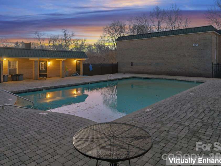 4747 Hedgemore Drive, Charlotte, NC 28209.  MLS# CAR4338250, YatesRealty ID 4233. 