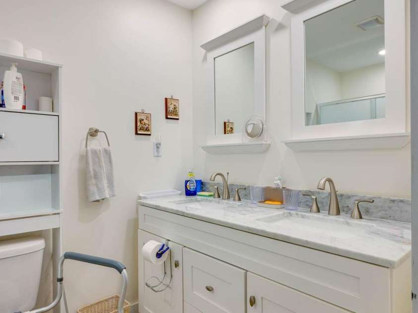276 John Cline Road, Cherryville, NC 28021.  MLS# CAR4412215, YatesRealty ID 42330. 3rd Bathroom