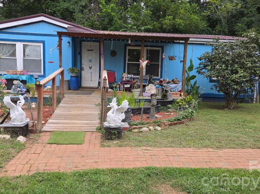 2283 Harbinson Lane, Morganton, NC 28655.  MLS# CAR4402037, YatesRealty ID 42331. 