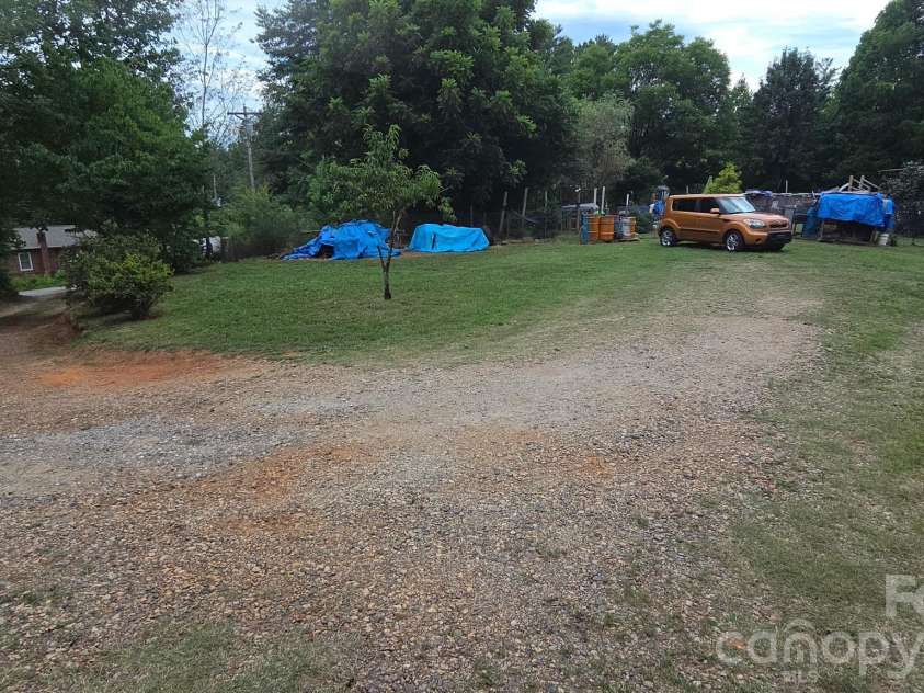 2283 Harbinson Lane, Morganton, NC 28655.  MLS# CAR4402037, YatesRealty ID 42331. 