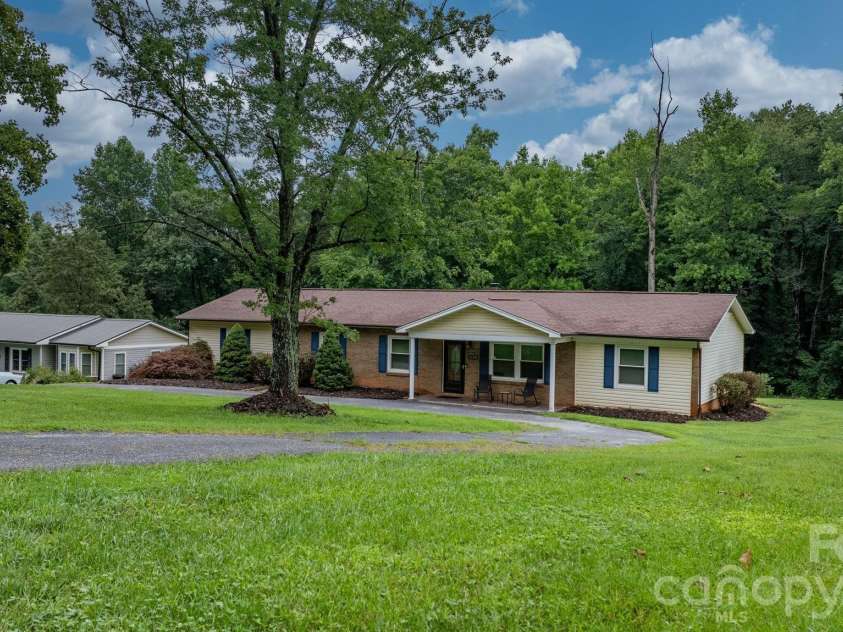 4690 Worth Place, Granite Falls, NC 28630.  MLS# CAR4408249, YatesRealty ID 42333. 