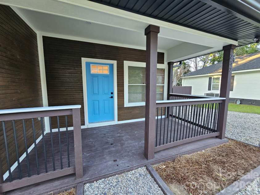 232 2nd Street, Kershaw, SC 29067.  MLS# CAR4410476, YatesRealty ID 42334. 