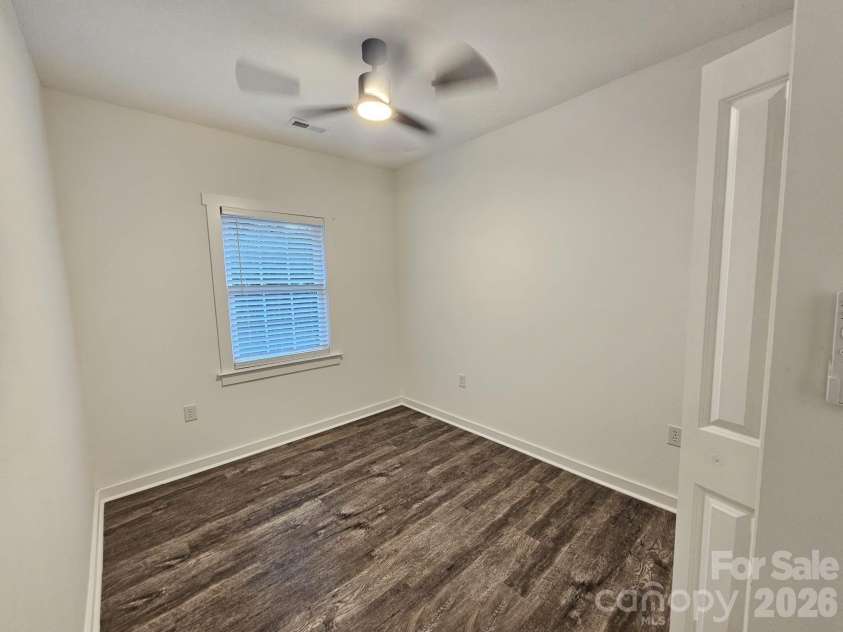 232 2nd Street, Kershaw, SC 29067.  MLS# CAR4410476, YatesRealty ID 42334. 