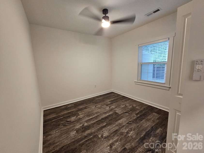232 2nd Street, Kershaw, SC 29067.  MLS# CAR4410476, YatesRealty ID 42334. 