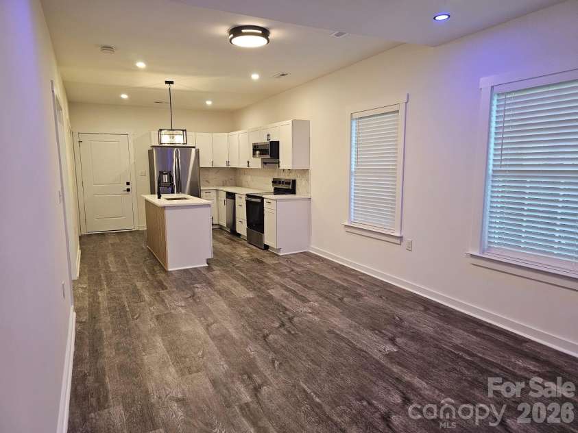 232 2nd Street, Kershaw, SC 29067.  MLS# CAR4410476, YatesRealty ID 42334. 