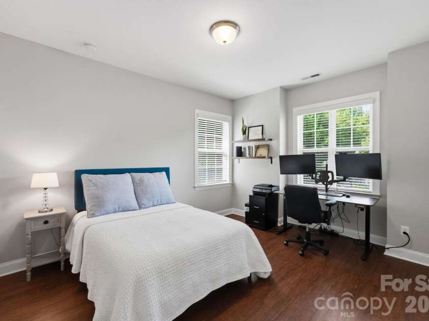 18609 Boulder Rock Loop, Davidson, NC 28036.  MLS# CAR4411962, YatesRealty ID 42335. Bright and inviting secondary bedroom offering comfortable proportions and excellent versatility.