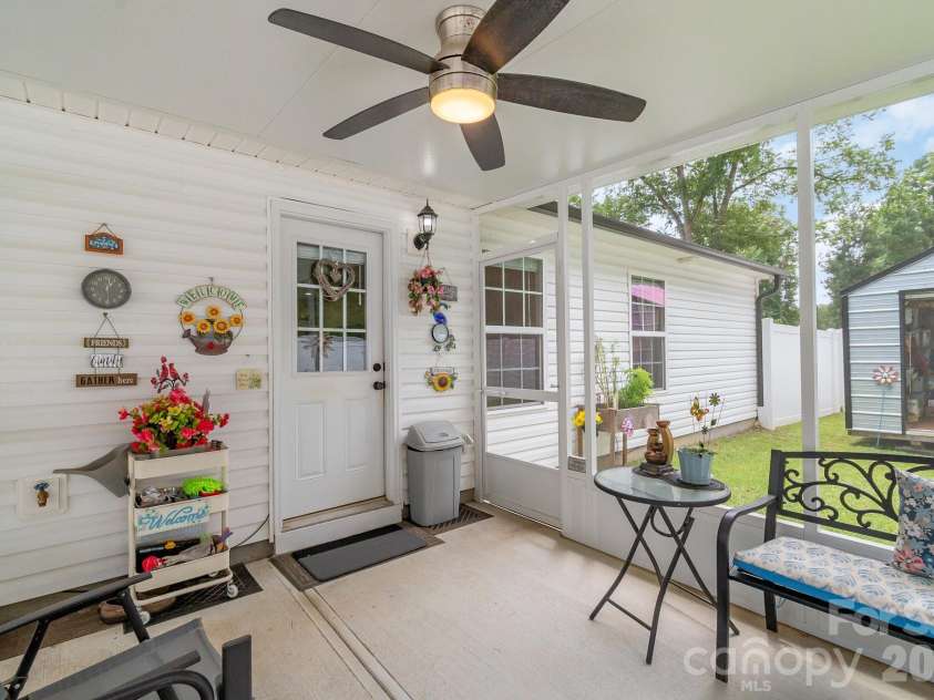 3604 Gold Mine Highway, Kershaw, SC 29067.  MLS# CAR4412624, YatesRealty ID 42336. 