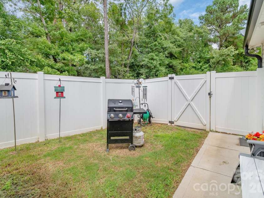 3604 Gold Mine Highway, Kershaw, SC 29067.  MLS# CAR4412624, YatesRealty ID 42336. 