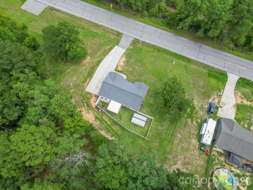 3604 Gold Mine Highway, Kershaw, SC 29067.  MLS# CAR4412624, YatesRealty ID 42336. 