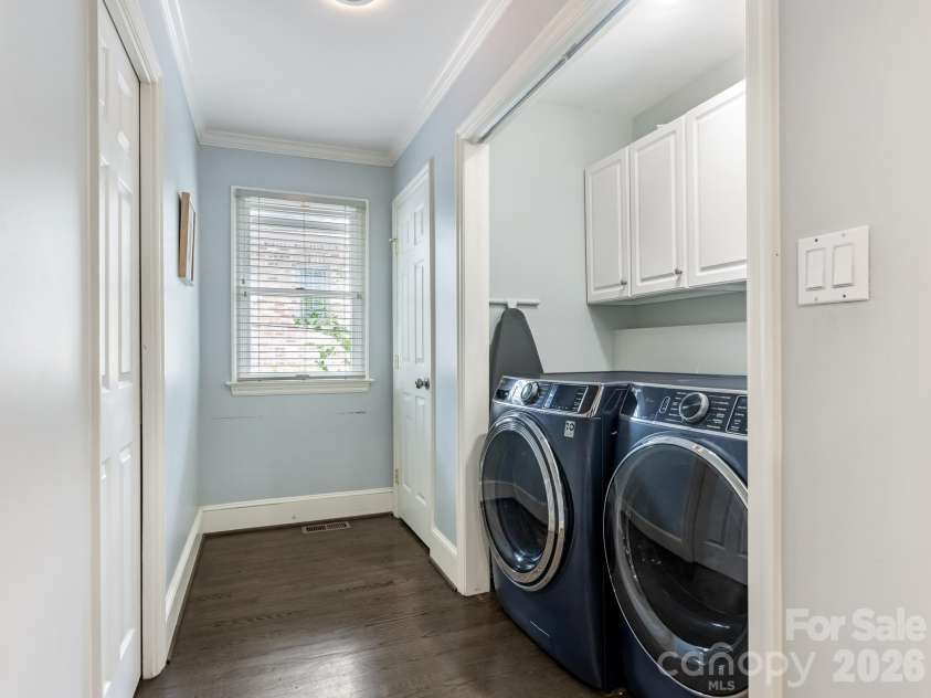 2652 Knollwood Road, Charlotte, NC 28211.  MLS# CAR4406724, YatesRealty ID 42337. Laundry