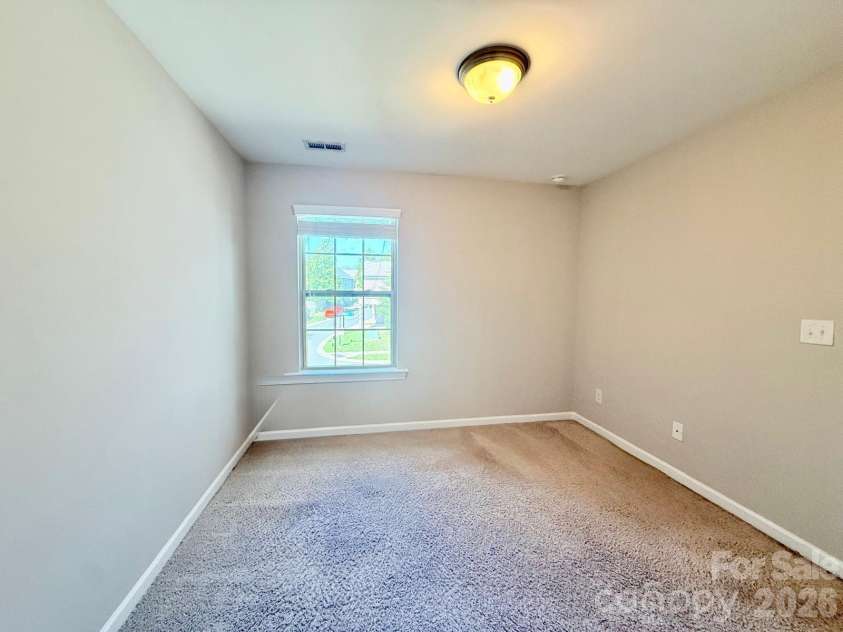 5658 Stonewells Drive, Charlotte, NC 28278.  MLS# CAR4412440, YatesRealty ID 42338. 