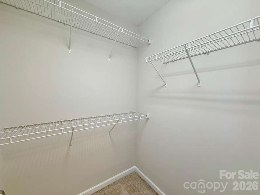 5658 Stonewells Drive, Charlotte, NC 28278.  MLS# CAR4412440, YatesRealty ID 42338. 